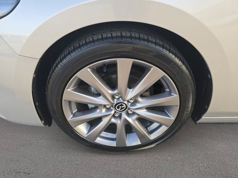 Certified 2022 MAZDA MAZDA3 s image 21