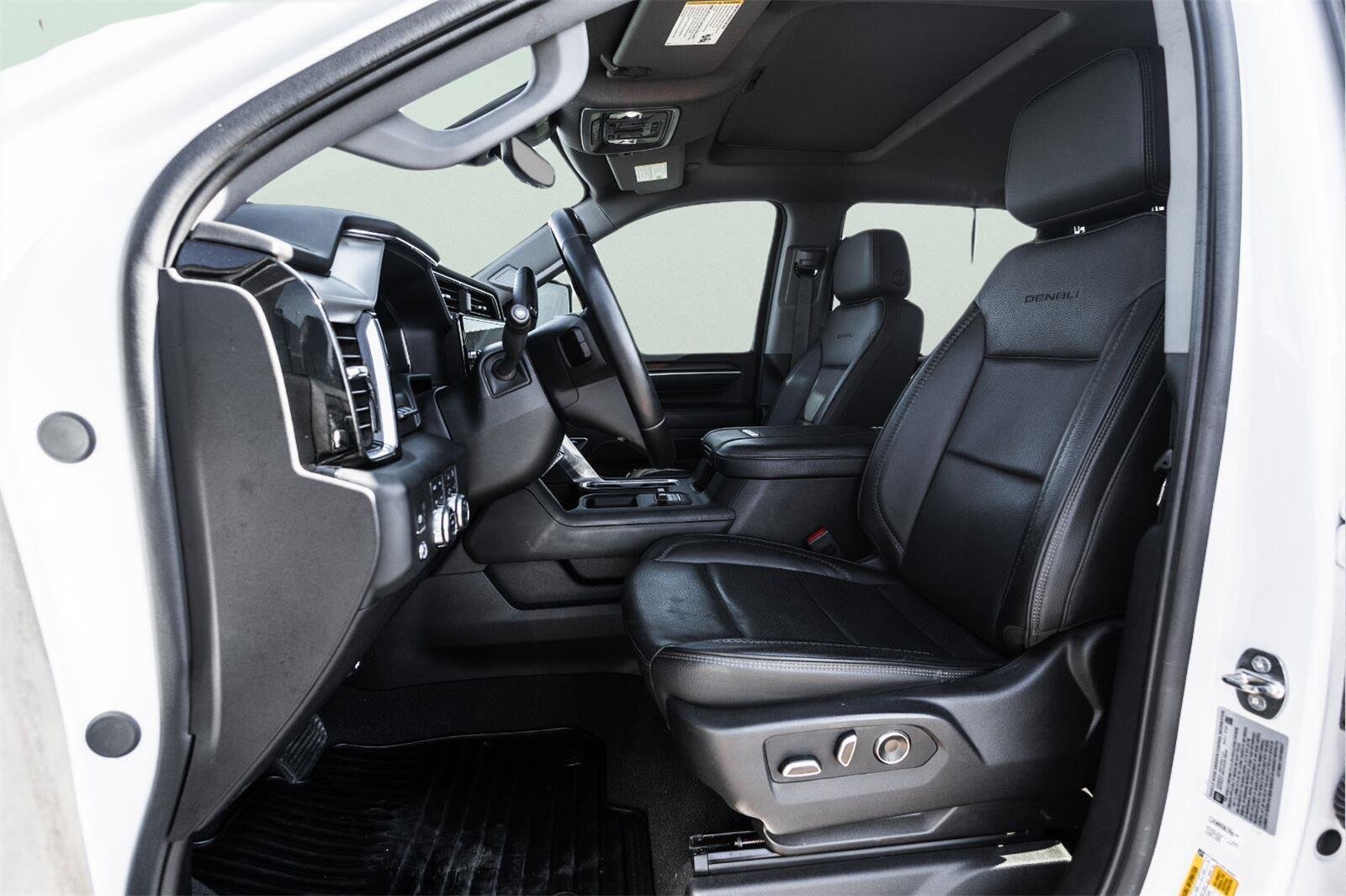 Used 2024 GMC Sierra 2500 Denali w/ Denali Reserve Package AWD/4WD image 13