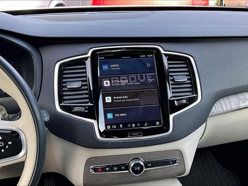 Used 2023 Volvo XC90 B6 Plus w/ Protection Package Premier image 6