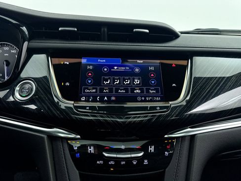 Used 2023 Cadillac XT6 Premium Luxury image 31