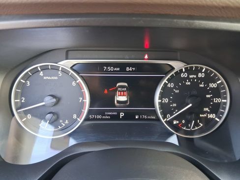 Certified 2023 Nissan Rogue SV FWD image 18