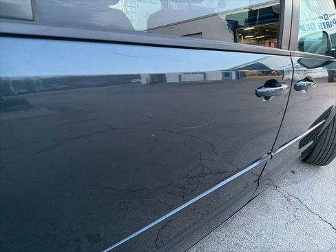 Used 2014 Dodge Grand Caravan SXT image 17