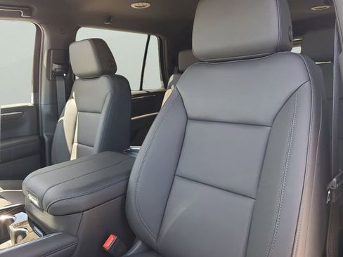 New 2026 Chevrolet Tahoe LT image 18