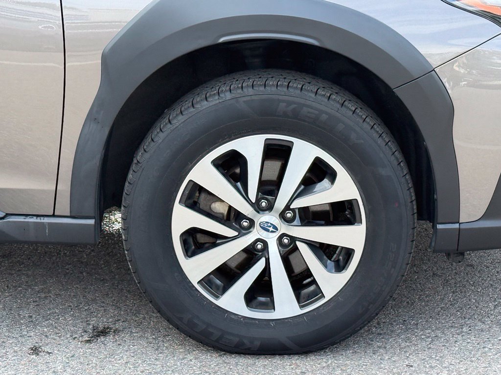 Certified 2024 Subaru Outback Premium AWD/4WD image 10