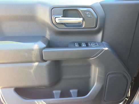 New 2026 Chevrolet Silverado 1500 Custom Trail Boss w/ Dark Appearance Package image 17