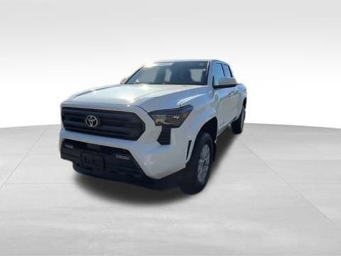 New 2026 Toyota Tacoma SR5 image 2