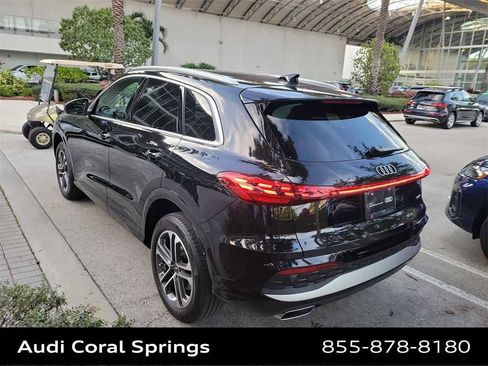 Certified 2025 Audi Q5 Premium w/ Convenience Package image 12