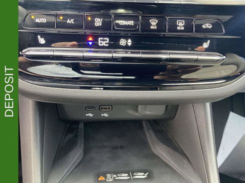 Used 2024 Buick Envista Avenir image 21