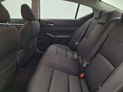 Used 2021 Nissan Altima 2.5 SV FWD image 18