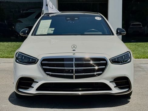 Used 2023 Mercedes-Benz S 580 4MATIC Sedan image 5
