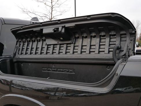 Certified 2022 RAM 1500 Laramie image 19