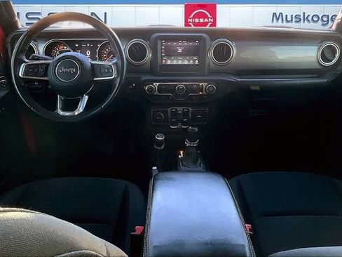 Used 2018 Jeep Wrangler Unlimited Sahara w/ LED Lighting Group image 7