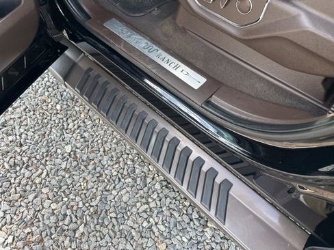 Used 2017 Ford F150 King Ranch image 11