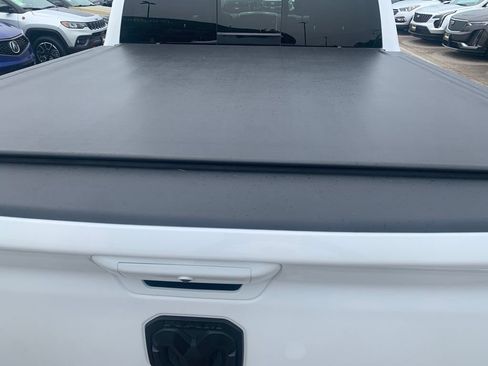Used 2022 RAM 1500 Big Horn AWD/4WD image 6