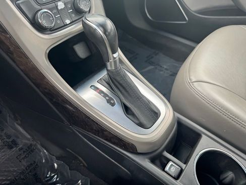 Used 2013 Buick Verano FWD image 19