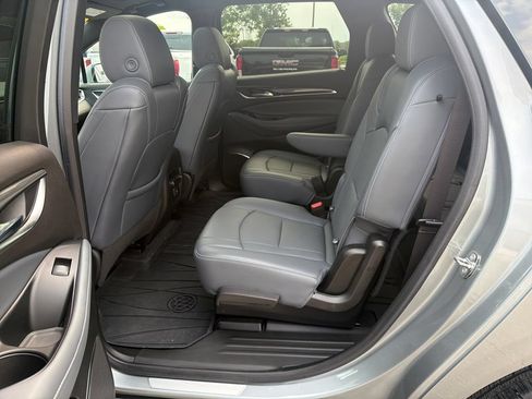 Used 2023 Buick Enclave Essence w/ Experience Buick Package AWD/4WD image 26