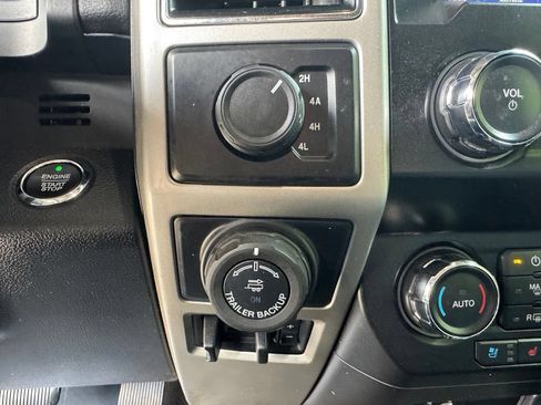 Used 2019 Ford F150 Lariat w/ Trailer Tow Package AWD/4WD image 20