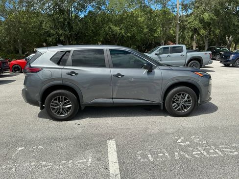 Used 2023 Nissan Rogue S AWD/4WD image 11