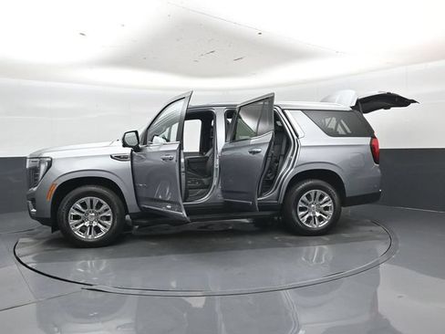 Used 2025 GMC Yukon Denali AWD/4WD image 58