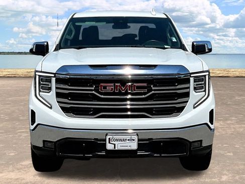 Used 2025 GMC Sierra 1500 SLT AWD/4WD image 2
