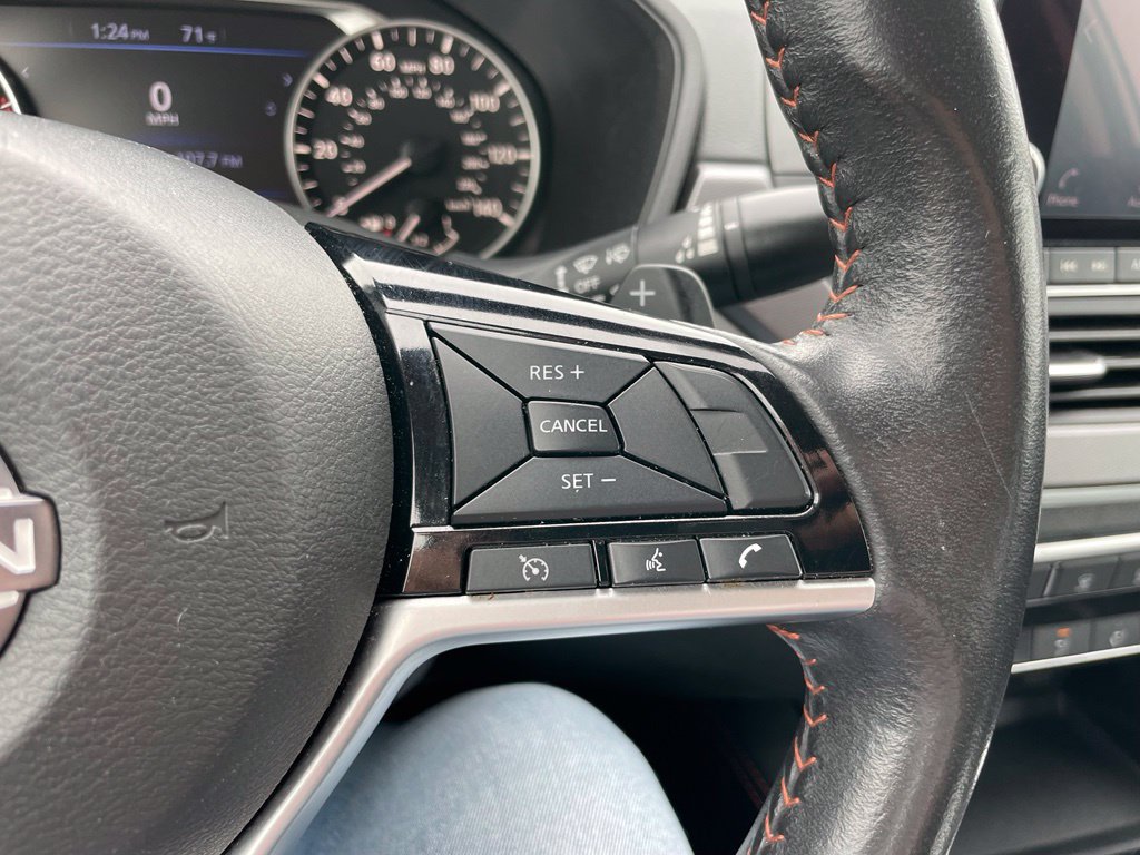 Used 2024 Nissan Altima 2.5 SR FWD image 19