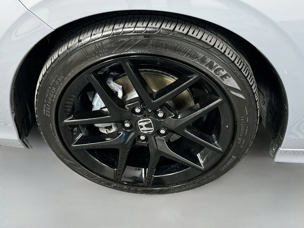 Used 2025 Honda Civic Sport image 30