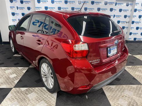 Used 2012 Subaru Impreza 2.0i Premium AWD/4WD image 5
