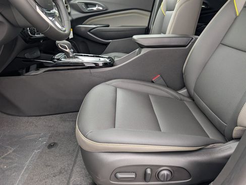 New 2026 Chevrolet Trax ACTIV FWD image 8