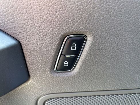 Used 2019 Ford F150 XLT AWD/4WD image 15
