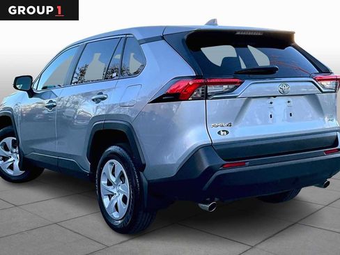 Used 2023 Toyota RAV4 LE image 12