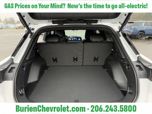 New 2026 Chevrolet Equinox EV LT FWD image 33