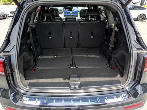 Used 2021 Mercedes-Benz GLB 250 4MATIC w/ Premium Package image 46