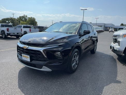 Certified 2024 Chevrolet Blazer LT w/ Convenience Package FWD image 8