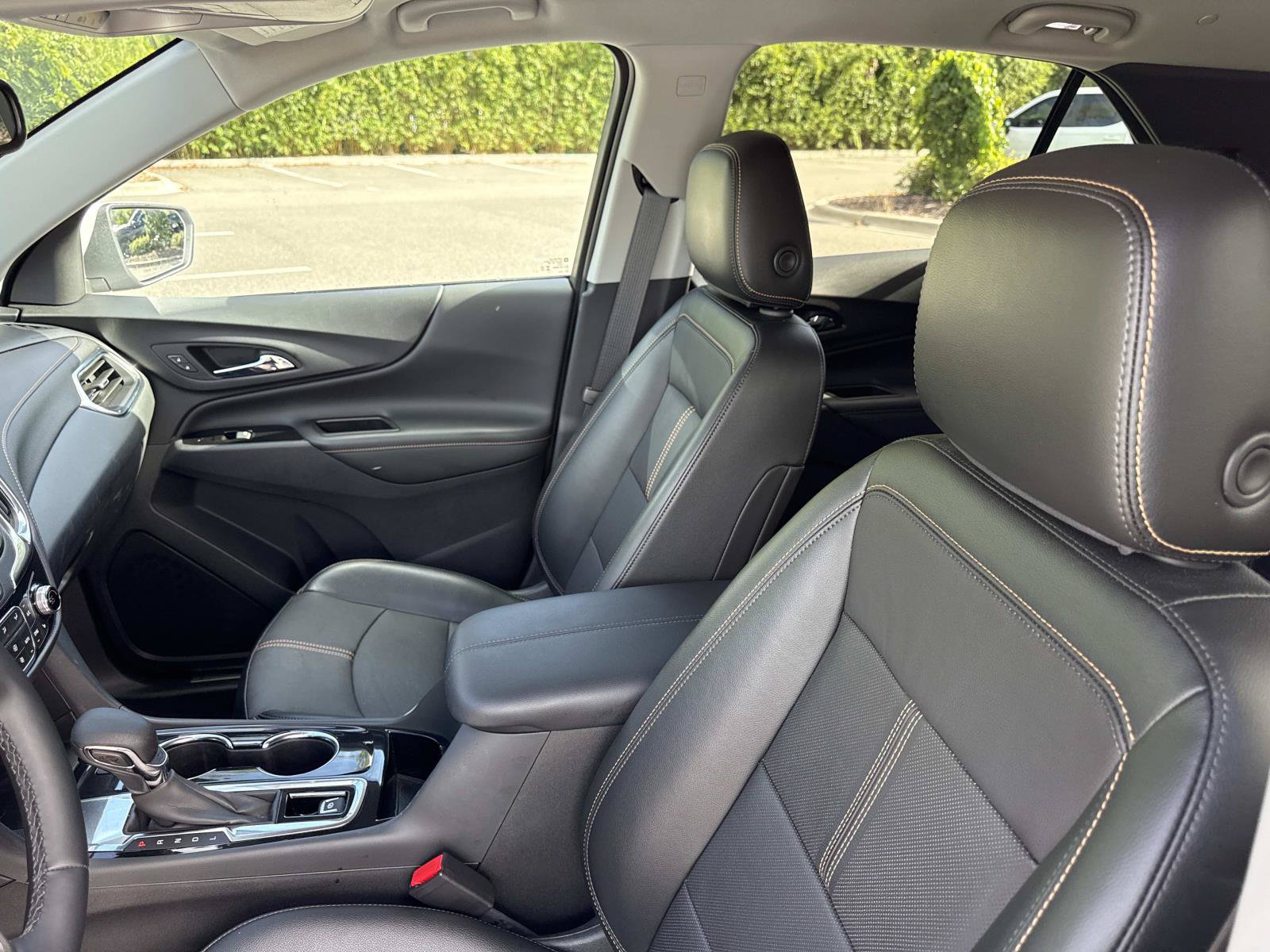 Used 2023 Chevrolet Equinox Premier FWD image 21
