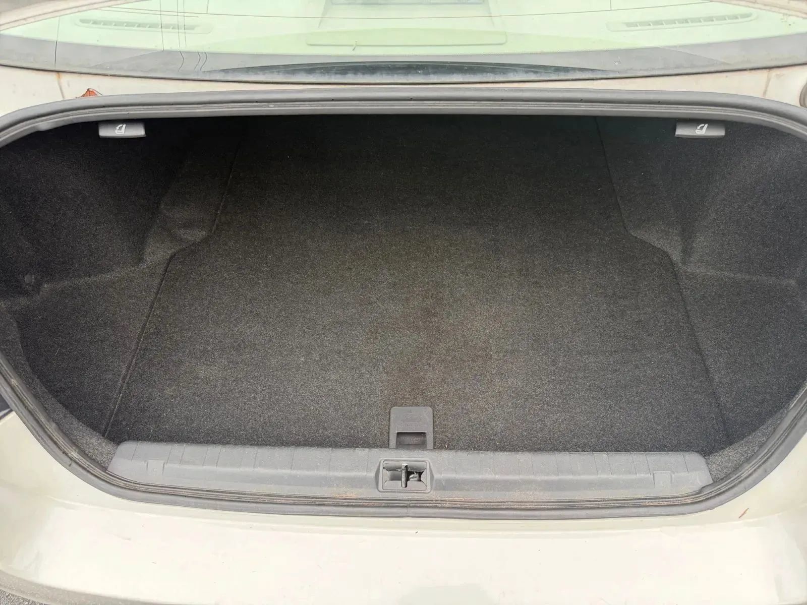 Used 2011 Subaru Legacy 2.5i Limited AWD/4WD image 19
