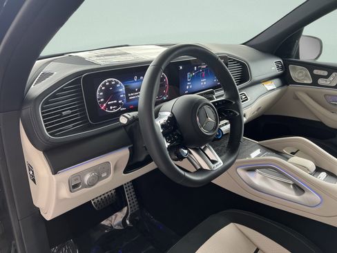 Certified 2025 Mercedes-Benz GLE 53 AMG 4MATIC image 19