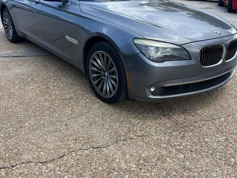 Used 2011 BMW 750Li RWD image 3