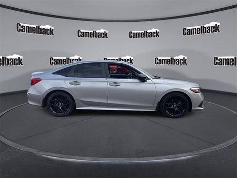 Used 2022 Honda Civic Sport image 8