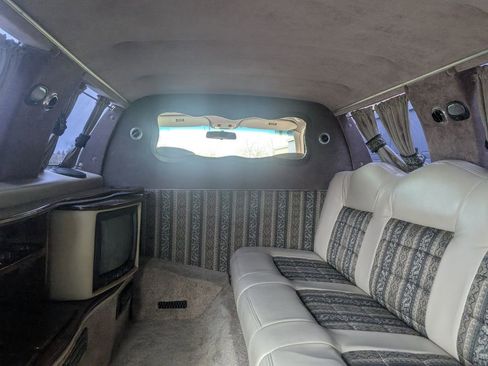 Used 1999 Lincoln Town Car Executive image 33