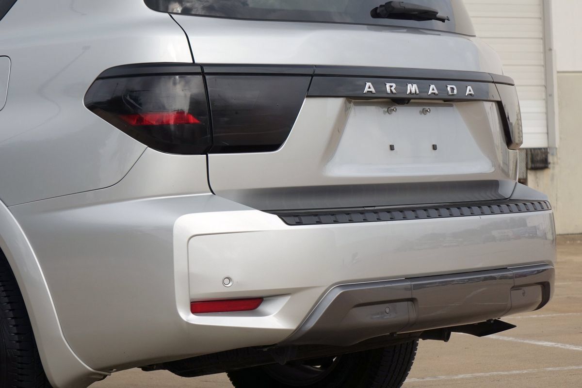 Used 2021 Nissan Armada SV RWD image 31