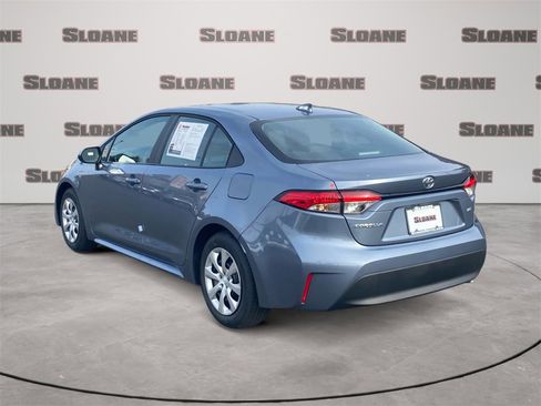 Used 2026 Toyota Corolla LE image 3