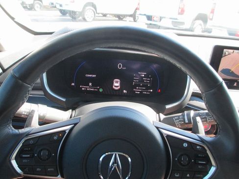 Used 2023 Acura MDX SH-AWD w/ Advance Package image 27