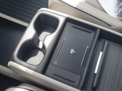 New 2026 Honda Odyssey Touring image 23