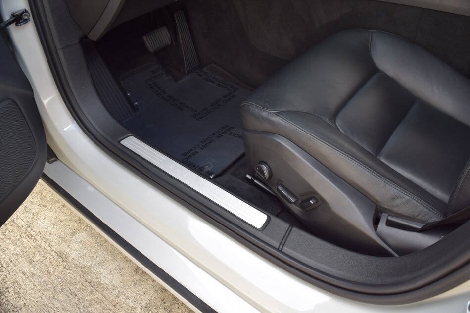 Used 2019 Volvo S60 T5 Momentum w/ Multimedia Package FWD image 42