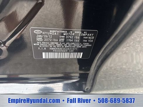 Used 2012 Hyundai Elantra Limited FWD image 17