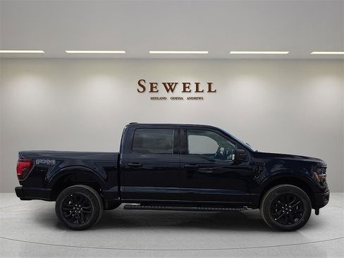 New 2025 Ford F150 XLT w/ Equipment Group 302A MID image 5