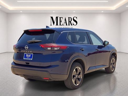 Used 2025 Nissan Rogue SV AWD/4WD image 5