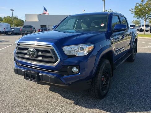 Certified 2022 Toyota Tacoma SR5 w/ Technology Package image 8