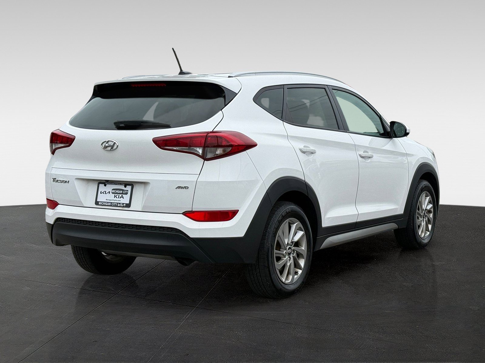 Used 2017 Hyundai Tucson SE w/ SE Popular Package 02 AWD/4WD image 5