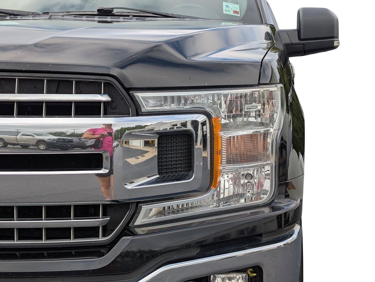 Used 2018 Ford F150 XLT w/ Equipment Group 301A Mid AWD/4WD image 12